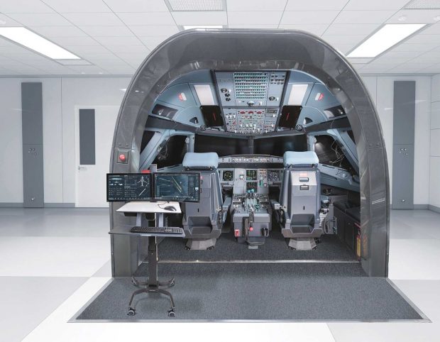 CAE 600XR simulator