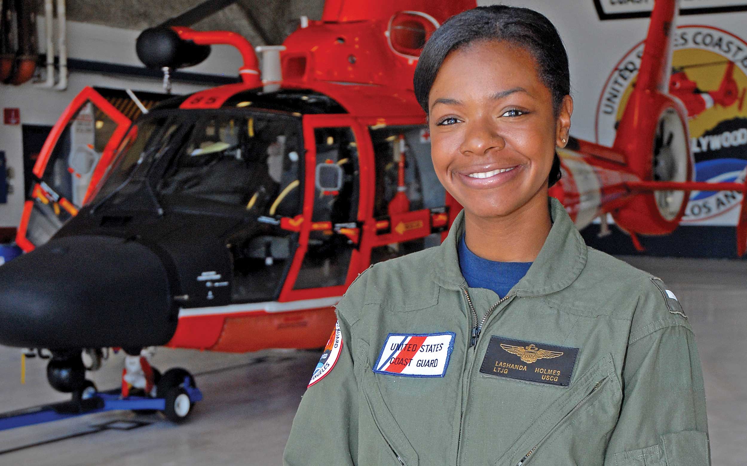La'Shanda Holmes: US Coast Guard helicopter pilot - Pilot ...